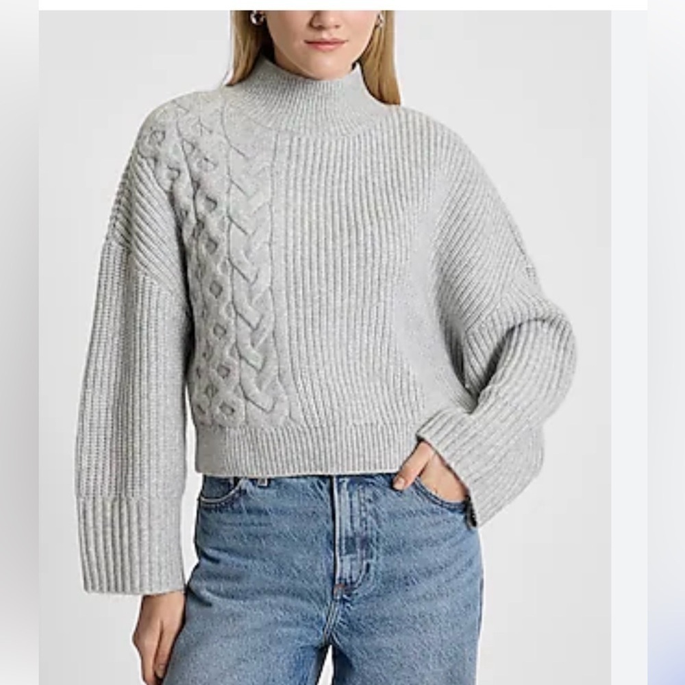 Express Women’s Gray Turtleneck Sweater with Cable Knit Long Sleve Size M